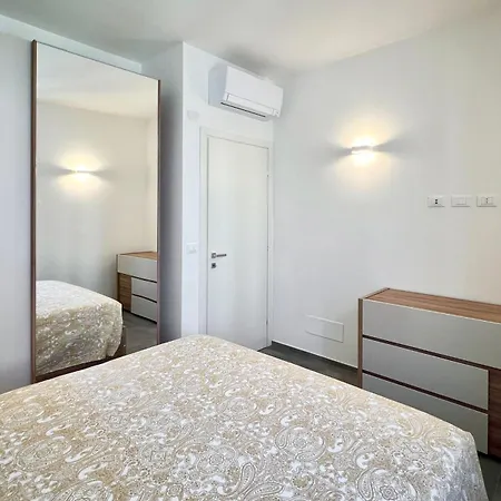 Apartment Splendido Trilo Con Posto Auto *