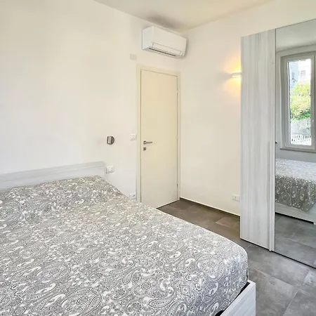 Splendido Trilo Con Posto Auto