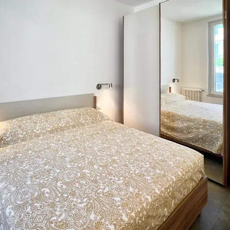 Splendido Trilo Con Posto Auto Appartement Varazze