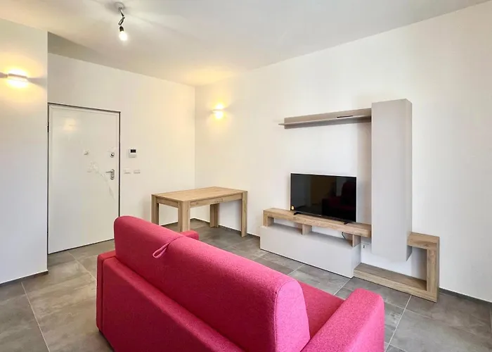 Splendido Trilo Con Posto Auto